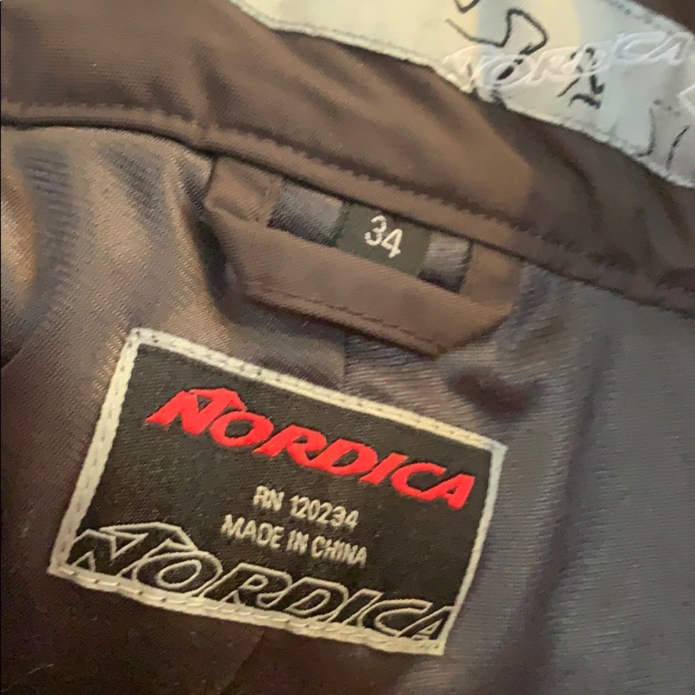 Men’s Nordica ski pants